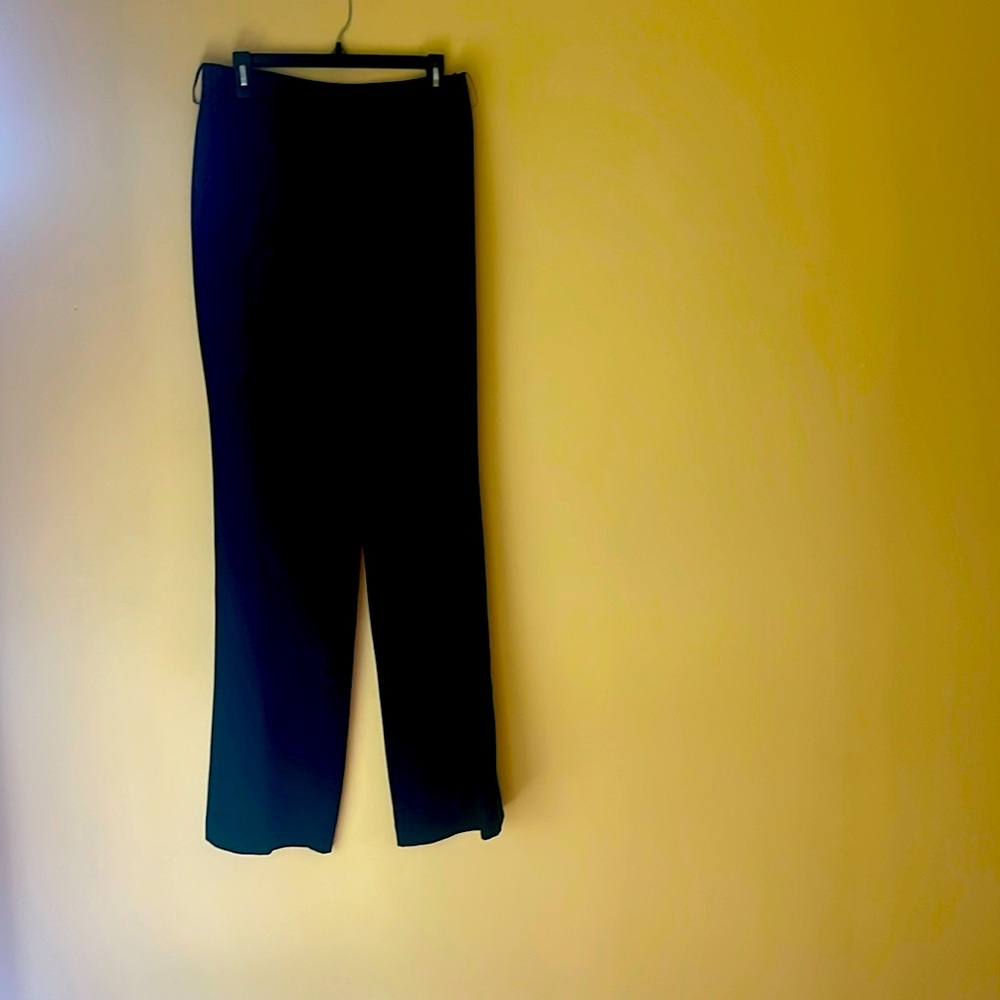 Black, ultra lightweight SZ 8 women’s trouser